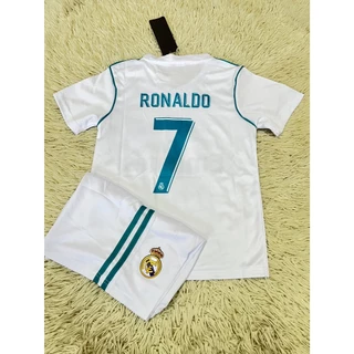 เสื้อบอลเด็กแขนสั้น ทีมเรอัลมาดริดเบอร์7ชื่อโรนัลโด้ใหม่ล่าสุด ปี2026เสื้อ+กางเกง