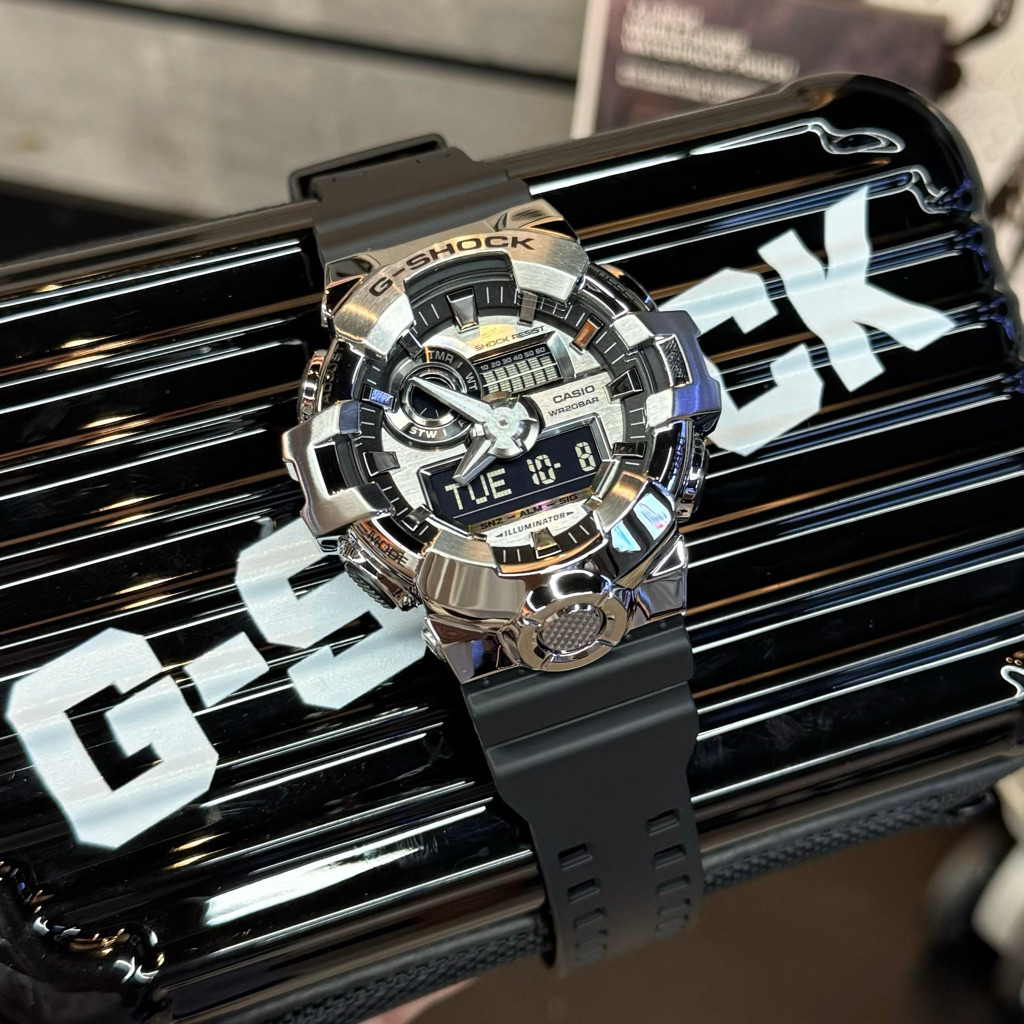 G-shock-gm-700-1-adr