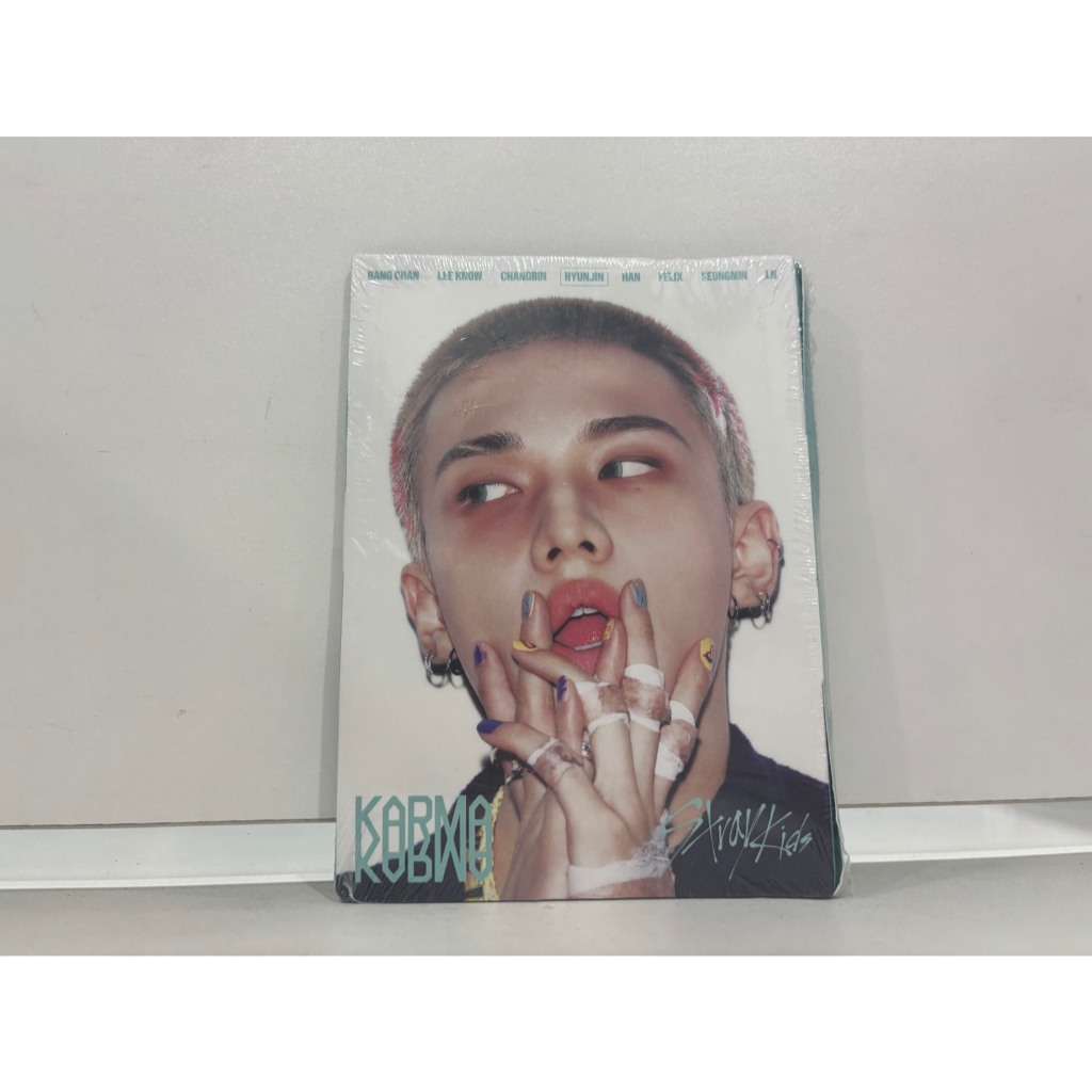 1 CD MUSIC  ซีดีเพลงเกาหลี   Stray Kids The 4th Album – KARMA (ACCORDION Ver.) HYUNJIN   (R2D7)