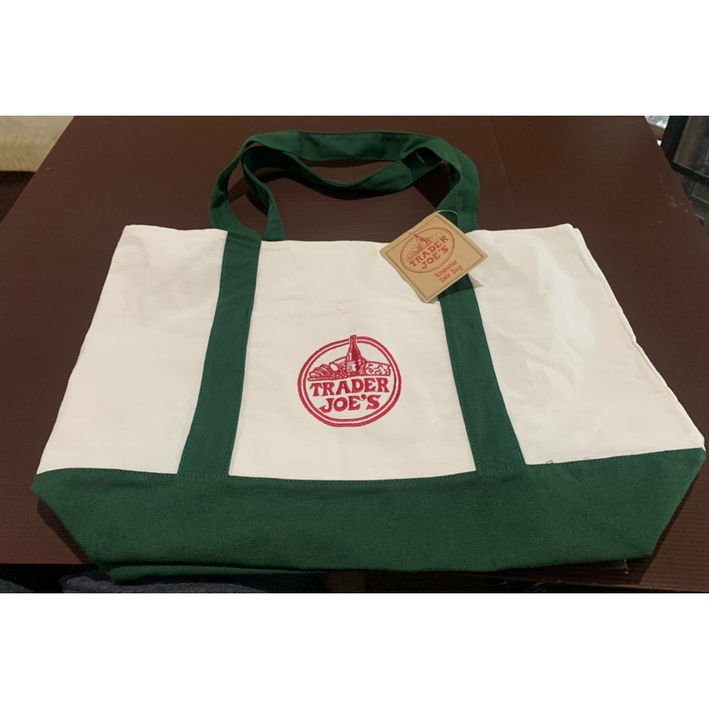 Trader Joe’s Reusable Bag - green