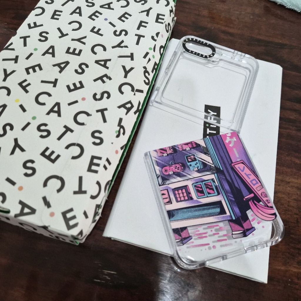 Case Samsung Z flip6 ยี่ห้อ casetify ของแท้ ของมือ2 แม่ค้าเอง