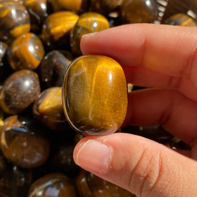 ‼️พร้อมส่งใน🇹🇭‼️Tiger’s eye ไทเกอร์อายขัดมันสวยมาก ช่วยส่งเสริมความกล้าหาญ ดึงดูดโชคลาภ ความสำเร็จ และช่วยปกป้องคุ้มครอง