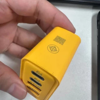 สายชาร์จเร็ว 4-in-1 การชาร์จเร็วสูงสุด 65W สายชาร์จโทรศัพท์ USB /Type C /LPD 20W พร้อมส่งจากไทย