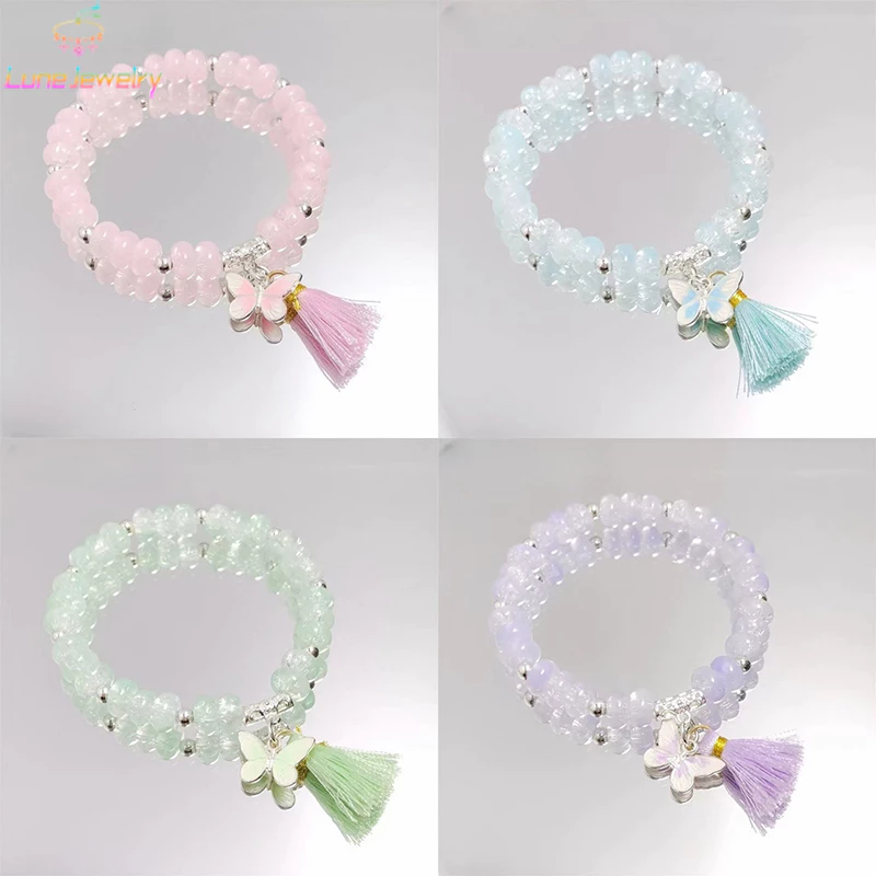 สร้อยข้อมือรูปผีเสื้อประดับพู่ Lune