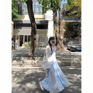 ชุดกันแดดสีพื้น สไตล์ลำลอง เสื้อยืดแขนยาวคอวี เสื้อคลุมตัวสั้นระบายอากาศได้ดี เหมาะสำหรับฤดูร้อน ช่วยให้ดูผอมเพรียว สไตล