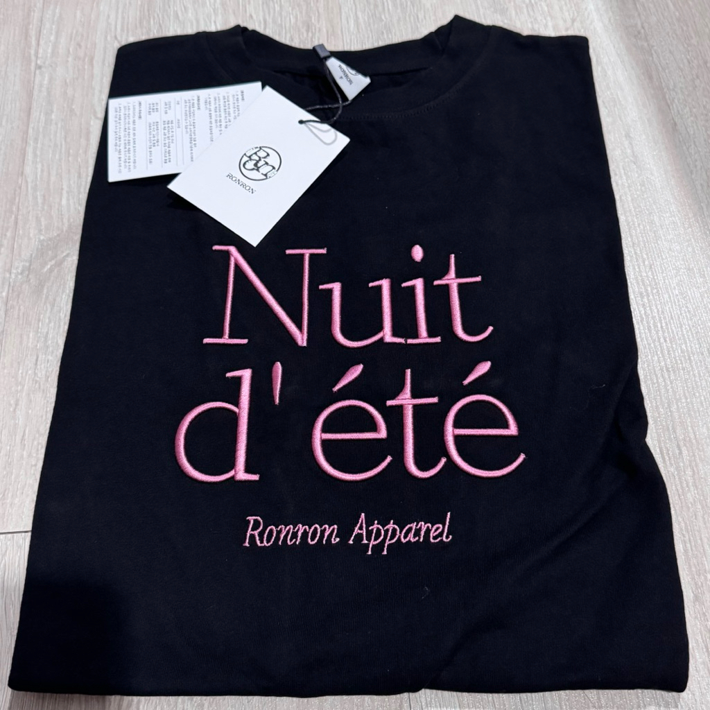 เสื้อยืด Ron Ron 🇰🇷 Freesize พร้อมส่ง สีดำ