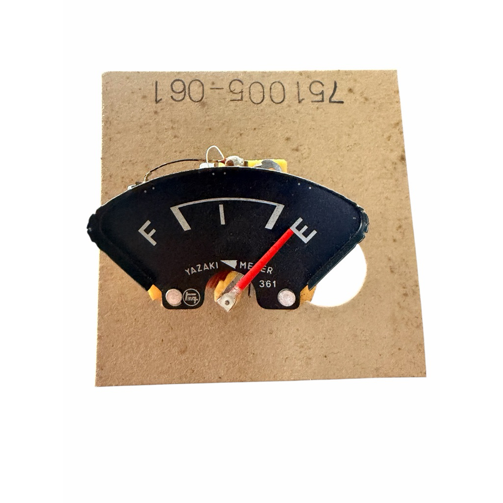 Toyota Hilux LN30 LN40 RN30 RN40 Yazaki Meter Fuel Receiver Gage New Genuine