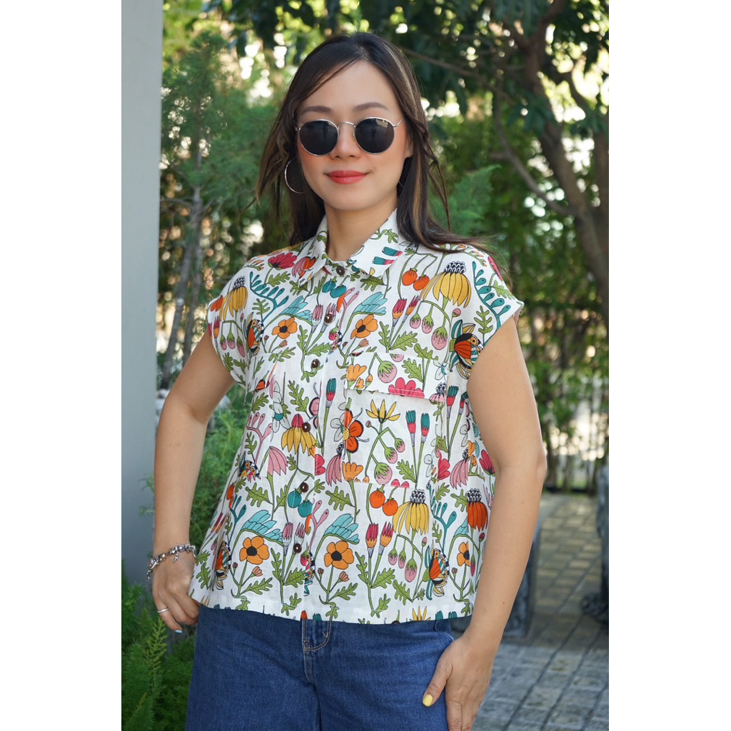 5th Jan เสื้อคอปก แขนล้ำ กระดุมผ่าหน้า กระเป๋าอกคู่ ชายเสื้อตรง ผ้าลินินแท้ 100% “อก 42 นิ้ว“