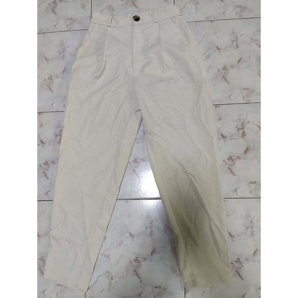 🍒 ถ777(ด62)ก5กางเกงหญิงออกสีขาวครีมเอวสปอตงานป้ายจียูป้ายติดsผ้าลูกฟูกใส่ทำงานได้ขากระบอกเล็กรอบอก:"