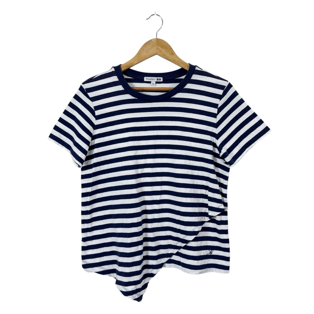 เสื้อ Uniqlo JW / SIZE : L