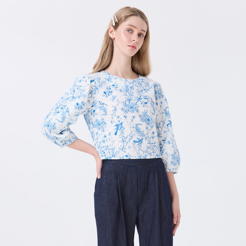 EP เสื้อเบลาส์ลายดอกไม้ ผู้หญิง สีฟ้าอ่อน | Floral Print Blouse | 05069