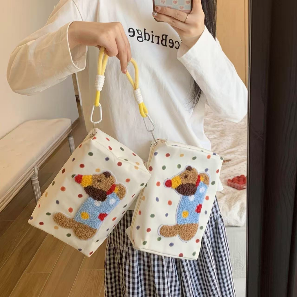 Novvia พร้อมส่ง🇹🇭 กระเป๋าเครื่องสำอาง ขนาดใหญ่ แบบพกพา กระเป๋าเก็บของใส่ของได้เยอะ ปักลายลูกสุนัข กระเป๋าจัดระเบียบ