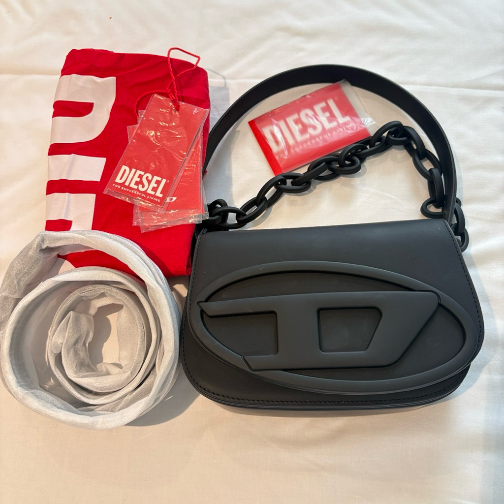 กระเป๋าDieselแทั100%‼️sale หมดแล้วหมดเลยจ้า‼️พร้อมส่ง‼️