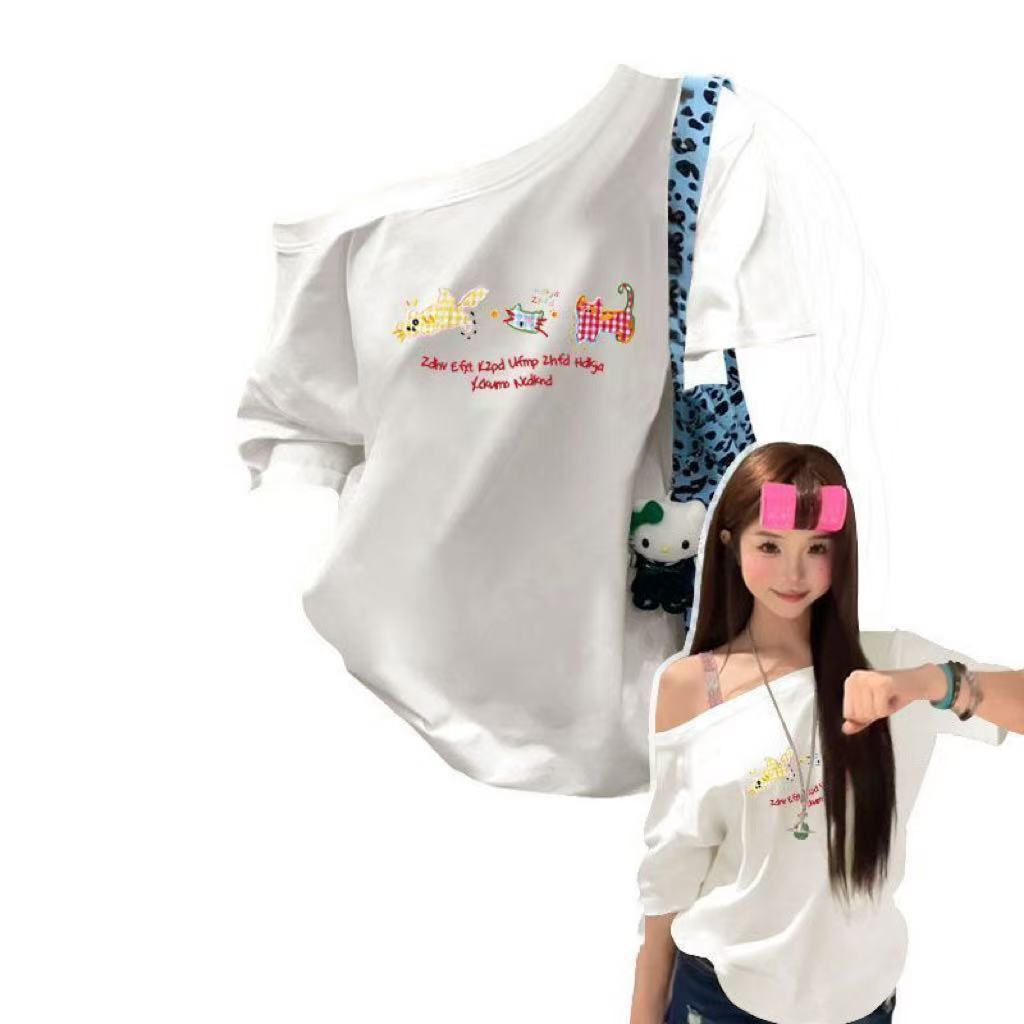 KKS✨พร้อมส่ง✨เสื้อปาดไหล่ ลายการ์ตูนน่ารัก oversize เนื้อผ้านิ่ม สาวอวบใส่ได้ ผ้าคอตอน ใส่สบาย