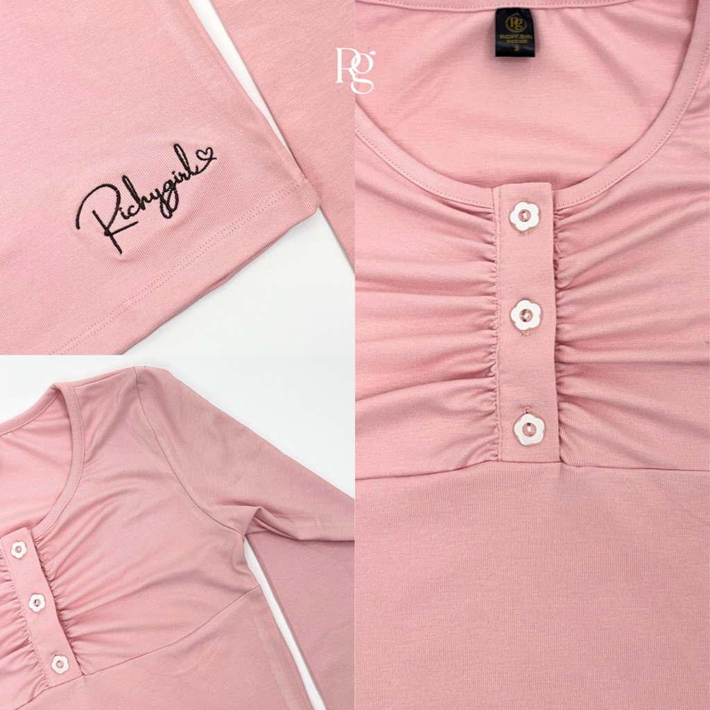RICHYGIRL | Mellow Top เสื้อยืดแขนยาวผ้านุ่ม ใส่สบาย ยืดได้เยอะกระดุมดอกไม้ใช้งานได้ (S/M/L) ในไลฟ์1xx รูปที่ 6