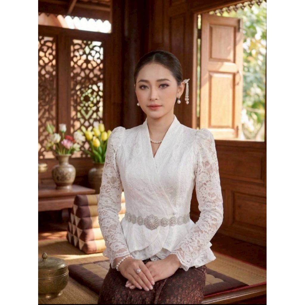 เสื้อลูกไม้อิตาลี่ แต่งชายระบาย 2 ชั้น ดีไซน์สวย ใส่ได้ทุกโอกาส