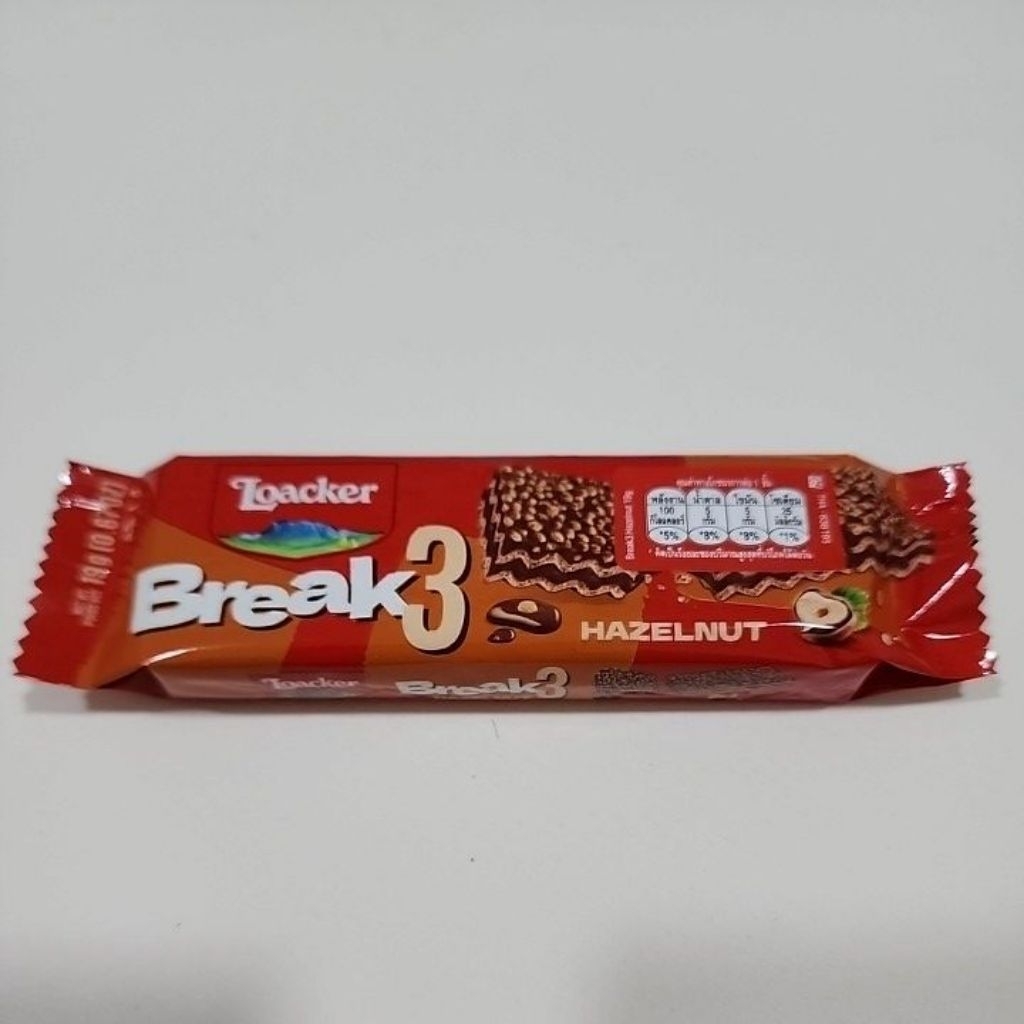 Locker Break3 ขนมรสเฮเซลนัตผสมครีมรสช็อกโกแลต สอดไส้เวเฟอร์ 19 กรัม