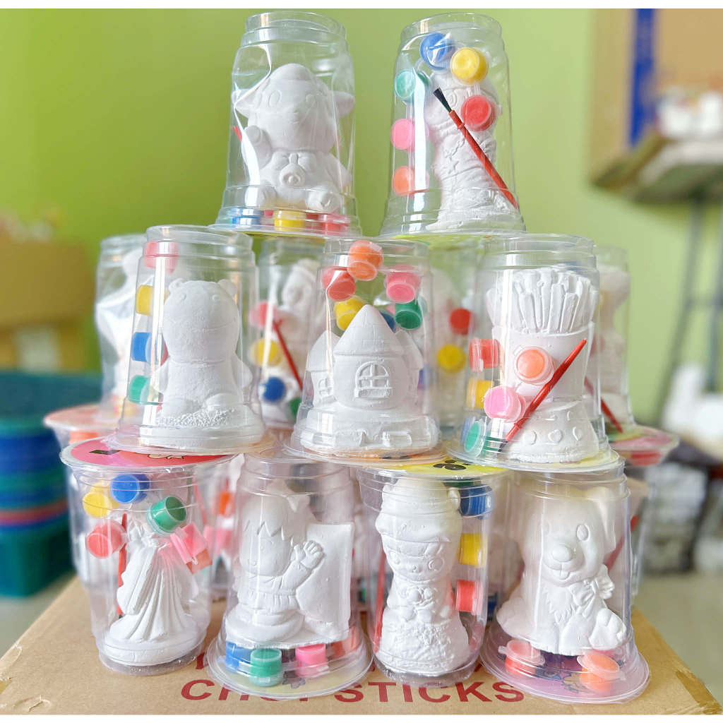 ตุ๊กตาระบายสี พร้อมสี6สี + พู่กัน ในแก้วทุกชุด สินค้าพร้อมส่งในไทย