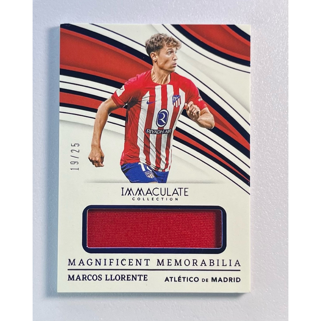 การ์ดชิ้นส่วนเสื้อ 2023-24 Panini Immaculate Soccer Marcos Llorente Atlético de Madrid /25