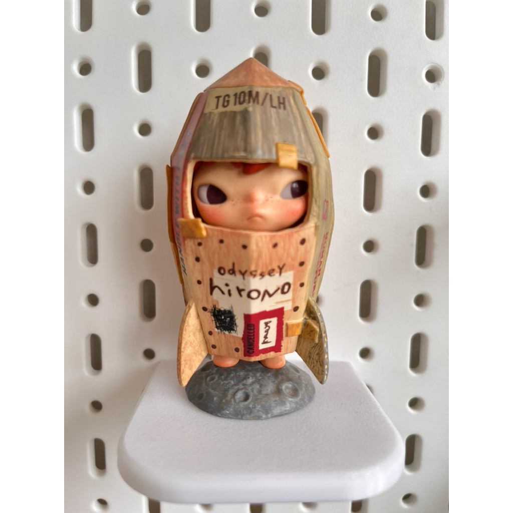 ART TOY มือสอง Hirono V.5 Voyage