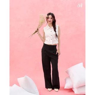 PETAL TOP (เฉพาะเสื้อ) เสื้อแขนกุดคอปกผ้าทวีตอัดกาวอยู่ทรง ดีเทลกระดุมสีดำตัดกับผ้า เพิ่มความคลาสสิกดูแพง