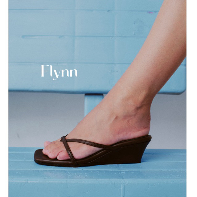[Coming soon] Flynn - City Wedge Heels รองเท้าส้นตึก 2 นิ้ว นุ่ม (หน้าเท้ากว้างแนะนำ +1 ไซส์)