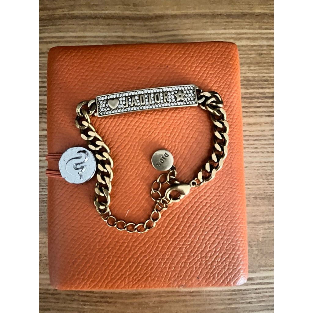 สร้อยข้อมือมือสอง Dior ( Christian Dior)