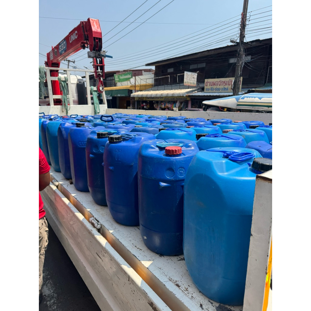 ถังน้ำมันแกลลอนสีน้ำเงิน 30 ลิตร (มือสอง) ถังแบบหนา ถังแกลลอน ถังเก็บน้ำมัน ถังเก็บของเหลว ถังใส่น้ำ