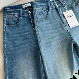 Pura:Code:PR003-PR004กางเกงยีนส์กระบอกกลางผ้ายืด(The Perfect Fit)ผ้าทอตัวพรีเมี่ยม ทรงคลาสสิก ผ้านุ่มละมุน ดีไซน์แต่งกระ