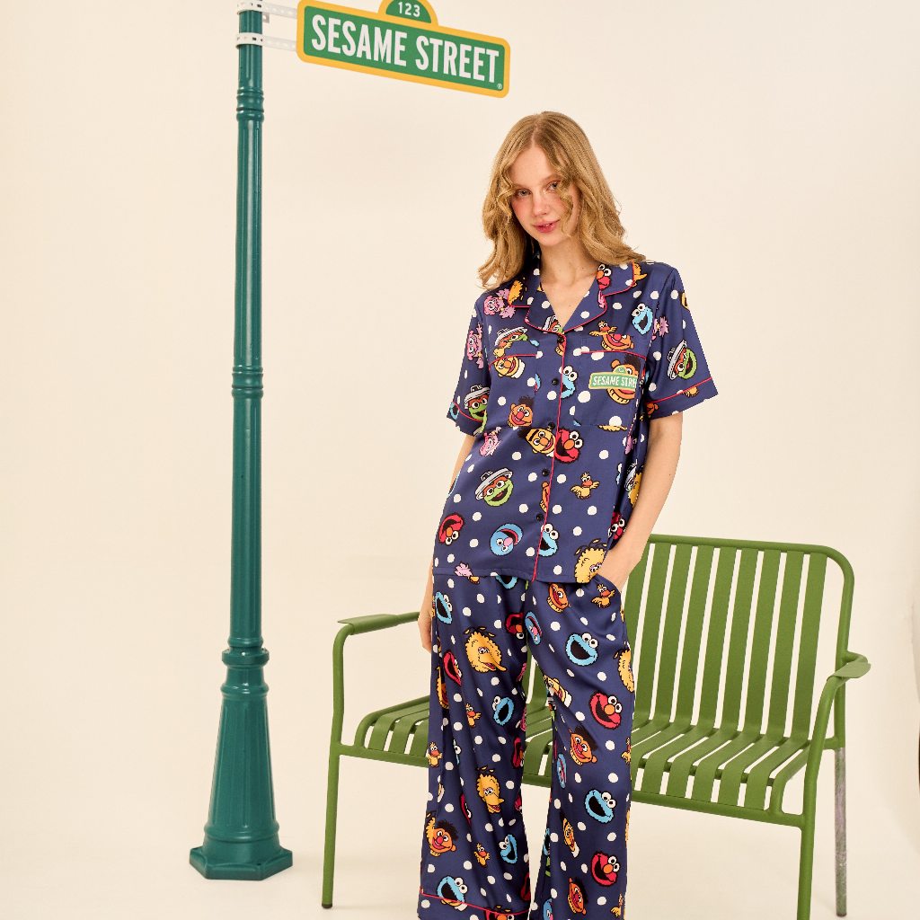 Muslin Pajamas x Sesame Street Collection [Deep Blue Joy] |ชุดนอนใส่เที่ยว ลายการ์ตูน