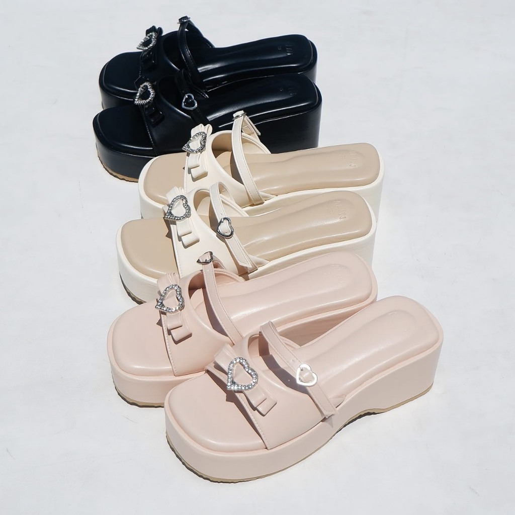 เฟรช~𝑷𝒓𝒊𝒄𝒆 590 𝑻𝑯𝑩 สีวนิลา แชมเปญ ดำ (การันตีความนุ่ม) ความยาวรองเท้า สูง 2.7นิ้ว 36=22.5 37=23 38=23.5 39=24.5