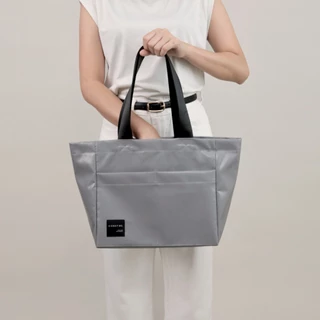 กระเป๋าสะพาย ผ้าใบ กันน้ำ ใส่ของ Laptop Tablet IPad CURVE BAG KIDNAP ME.