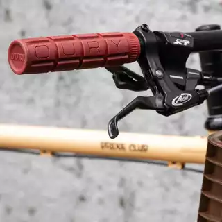 OURY GRIPS "V2" ปลอกแฮนด์ซิลิโคนสำหรับจักรยาน