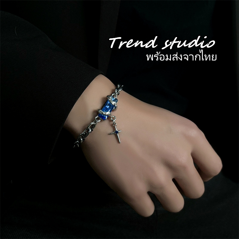 สร้อยข้อมือพลอยสีน้ำเงินมีสไตล์ สร้อยข้อมือสไตล์ฮิปฮอปสไตล์แร็พ คอลเลกชันสร้อยข้อมืออินเทรนด์วัสดุเหล็กไทเทเนียมไม่ซีดจา