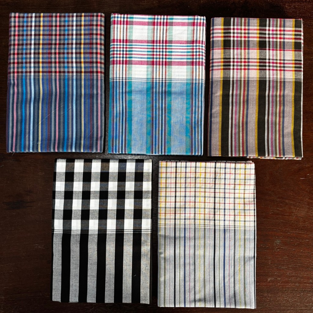 ตราช้างแดง ผ้าขาวม้าบ้านไร่ (รวมชุด) ฝ้ายผสม/เย็บชาย สีไม่ตก 90x200 ซม.