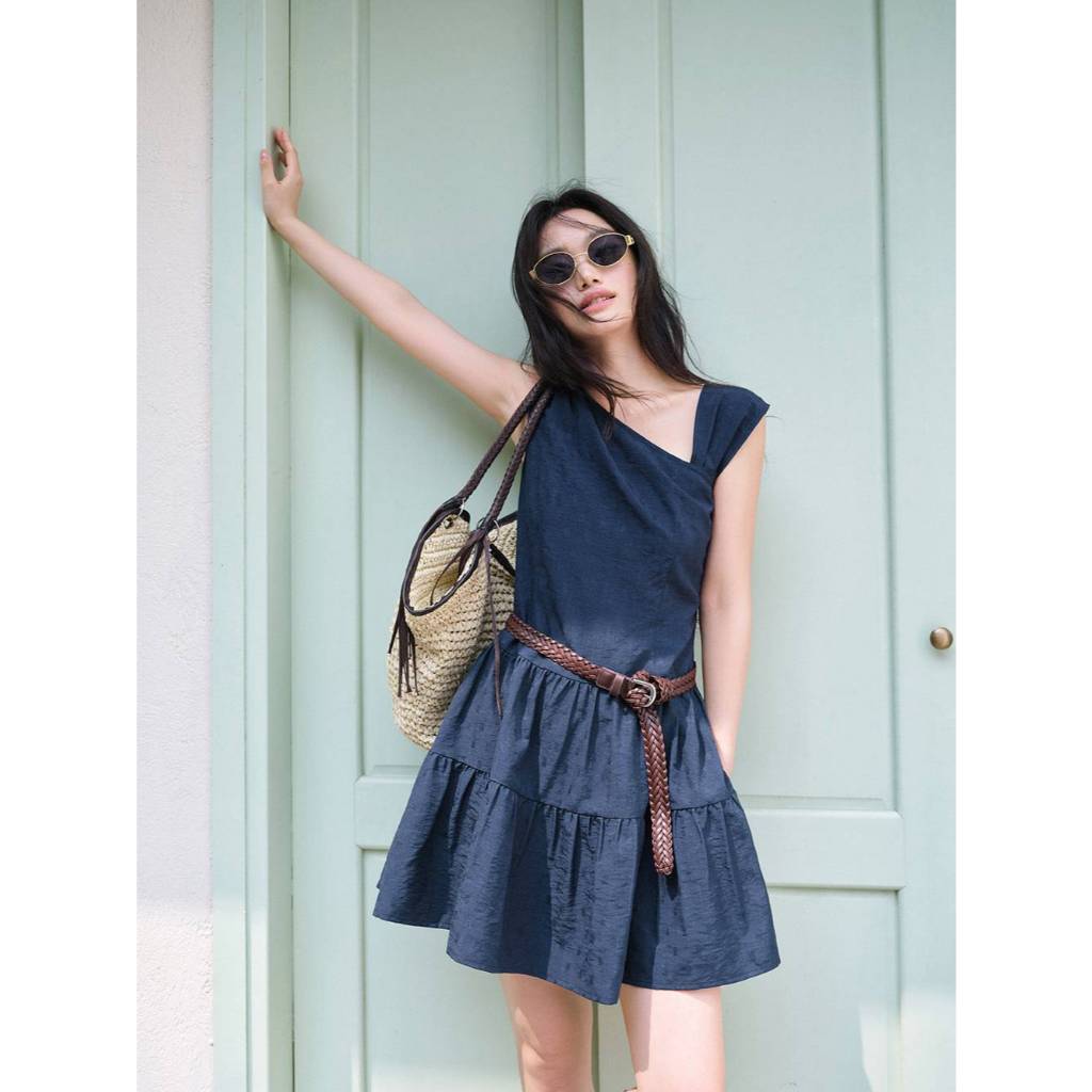 [Preorder] KUOSE : Sleeveless Asymmetric Mini Dress