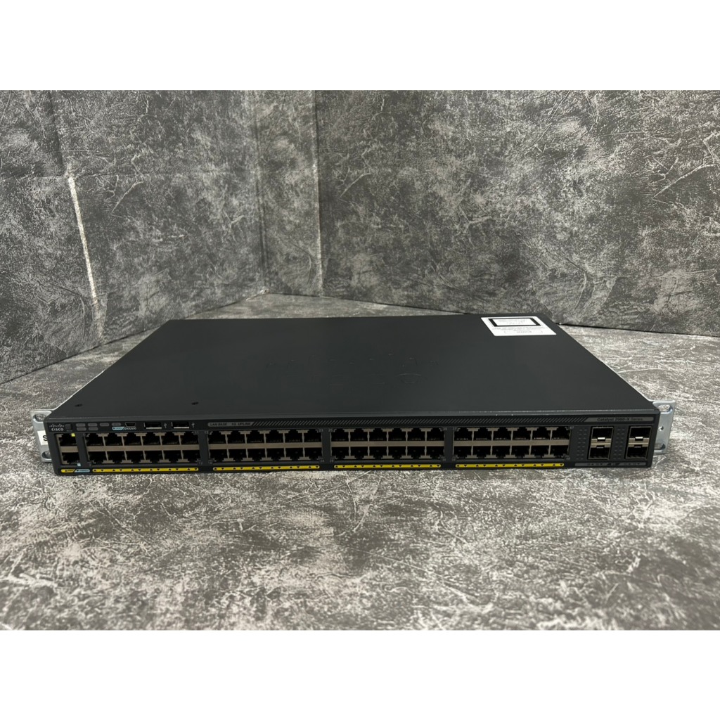 Switch Cisco Catalyst 2960X Series (WS-C2960X-48TS-L) ใช้งานปกติ