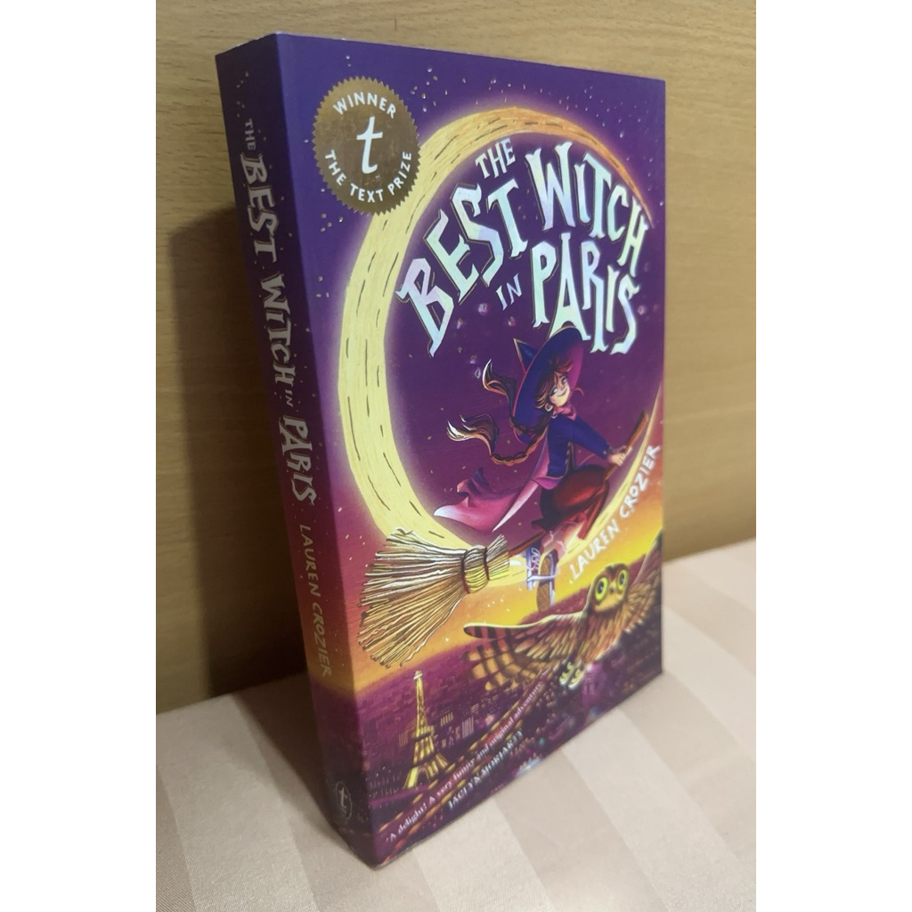 (พร้อมส่ง) หนังสือภาษาอังกฤษ THE BEST WITCH IN PARIS LAUREN CROZIER (T1)