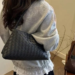 ส่งด่วน GUCSELECTED(B2598) กระเป๋าสะพายไหล่หนังPUลายสาน+มีลูกกระเป๋าใบเล็ก