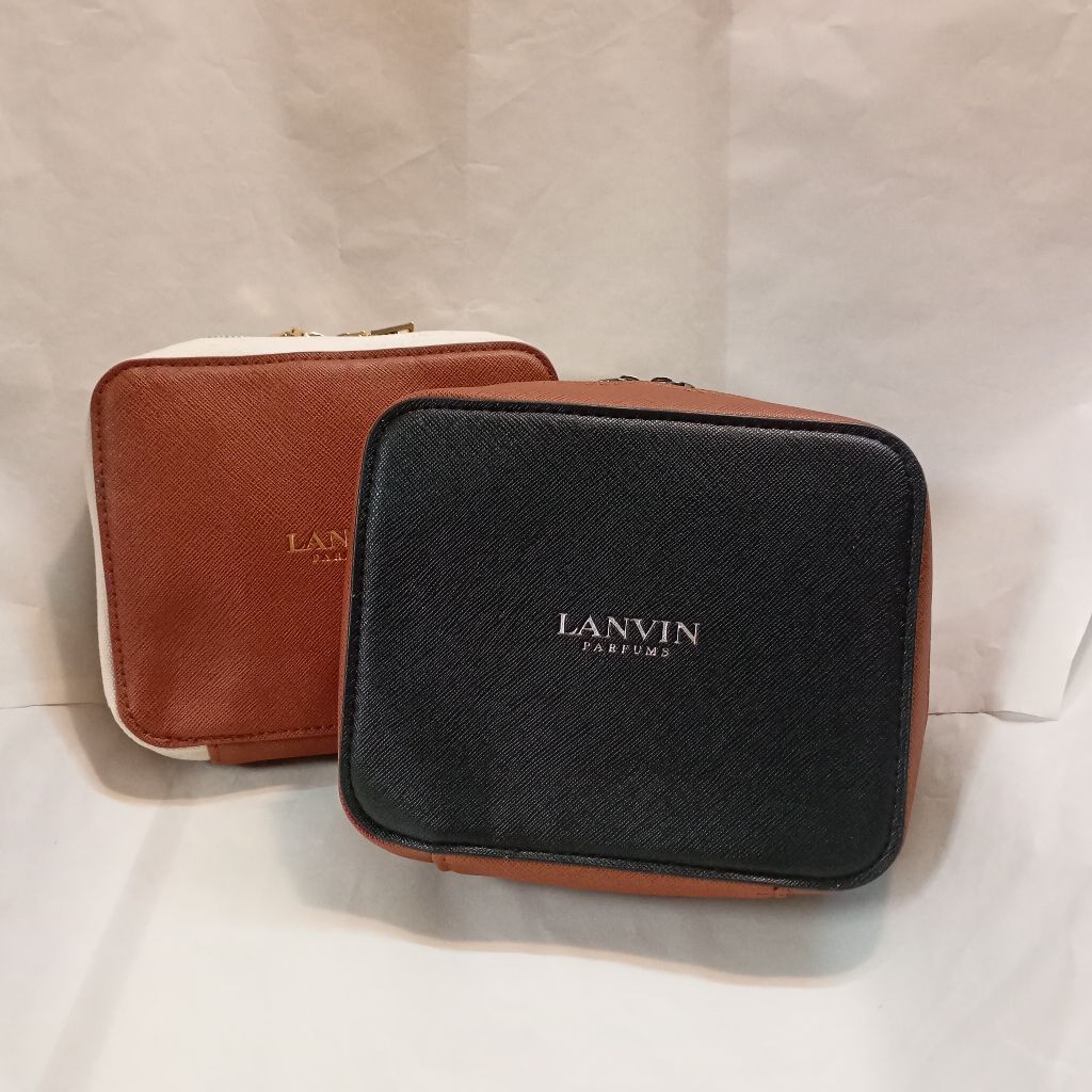 กระเป๋า Amenity Pouch จาก LANVIN x TURKISH AIRLINES