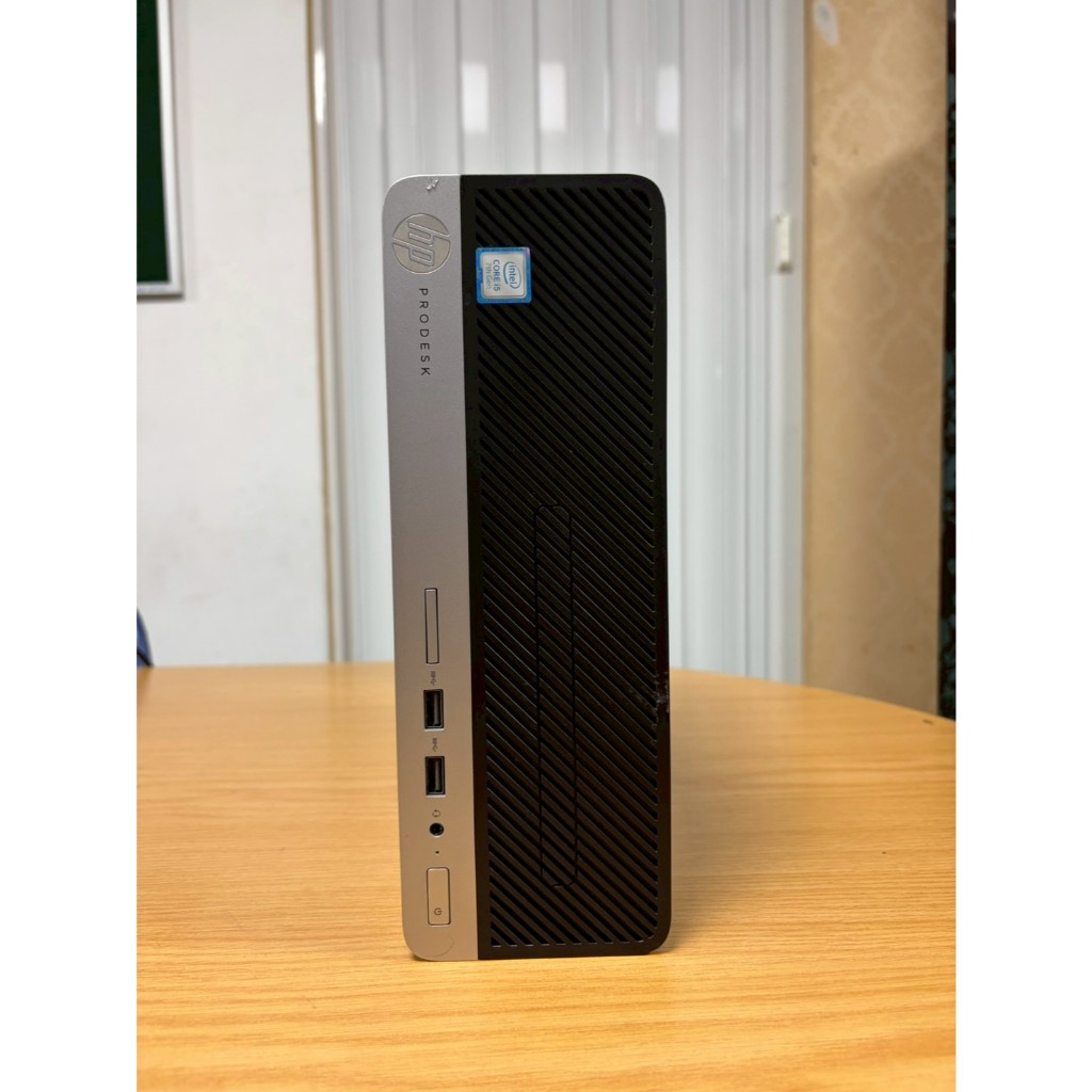 HP ProDesk 400 G4 SFF i5-7500 RAM : 8GB DDR4 SSD : 256GB