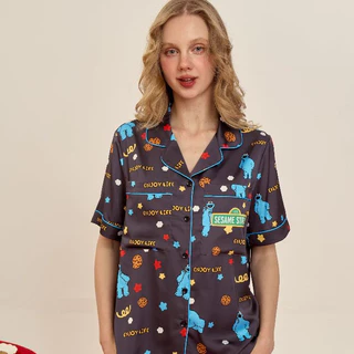 Muslin Pajamas x Sesame Street Collection [Midnight Bites] ชุดนอนใส่เที่ยว ลาย Cookie Monster