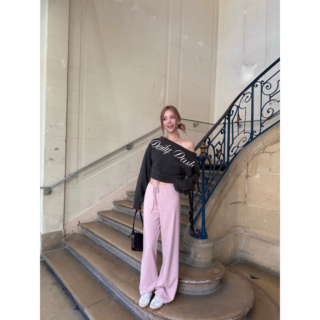 DailyDash "Girl Group Casual Wear" Sweatshirt + Pants