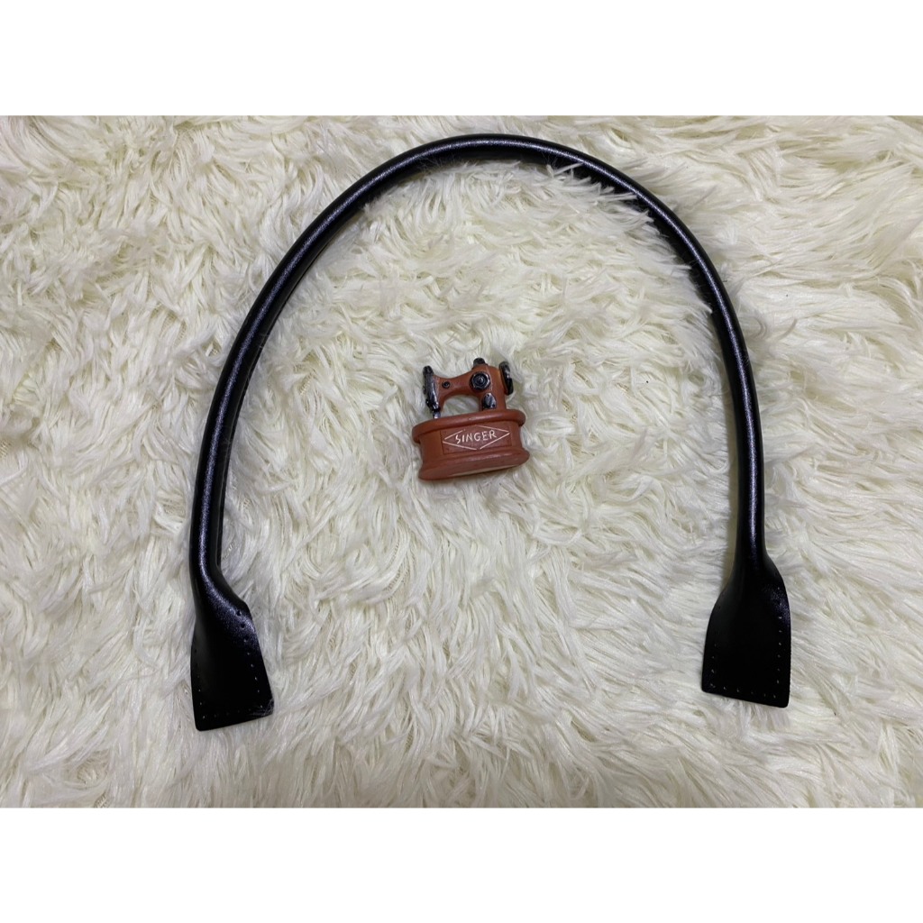 สายกระเป๋าหนัง PU สีพื้น ราคาเทๆ DIY เข้ากับทุกสไตย์กระเป๋า (ต่อคู่) ยาว 60 cm