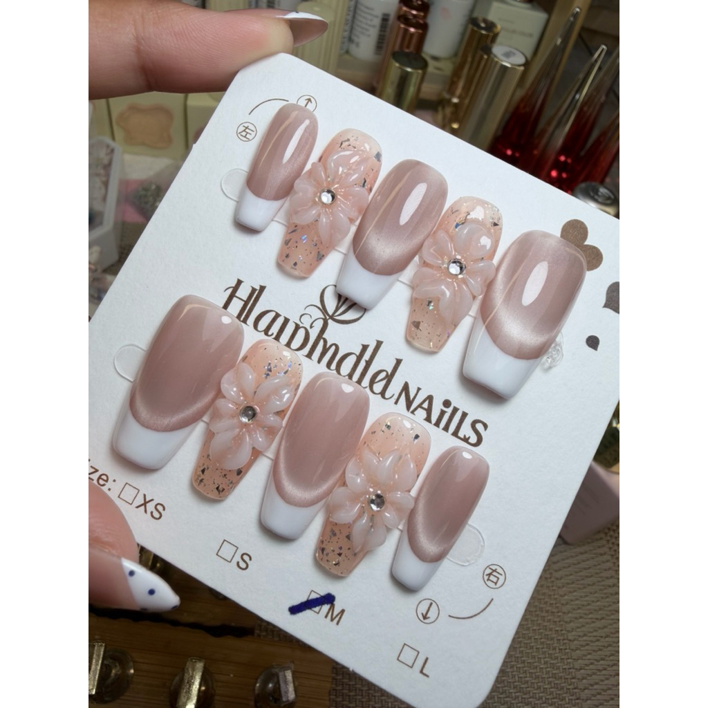 เล็บเจลแท้19 Champagne Fairy Bloom (แชมเปญ แฟรี่ บลูม)