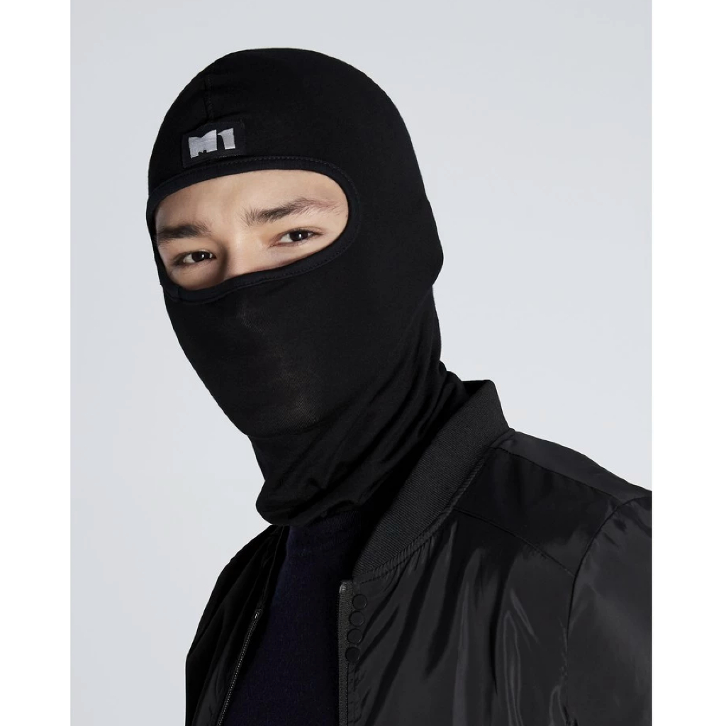 หมวกโม่ง M1 ใส่สวมใส่ กันร้อนกันแดด เป็นผ้ายืดอย่างดี มีสไตล์ สีดำล้วน