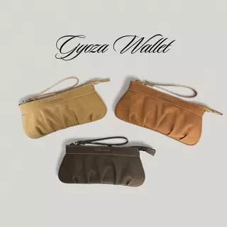 Caseharden Gyoza Wallet กระเป๋าสตางค์ทรงเกี๊ยว หนังกลับ พร้อมสายคล้องข้อมือ