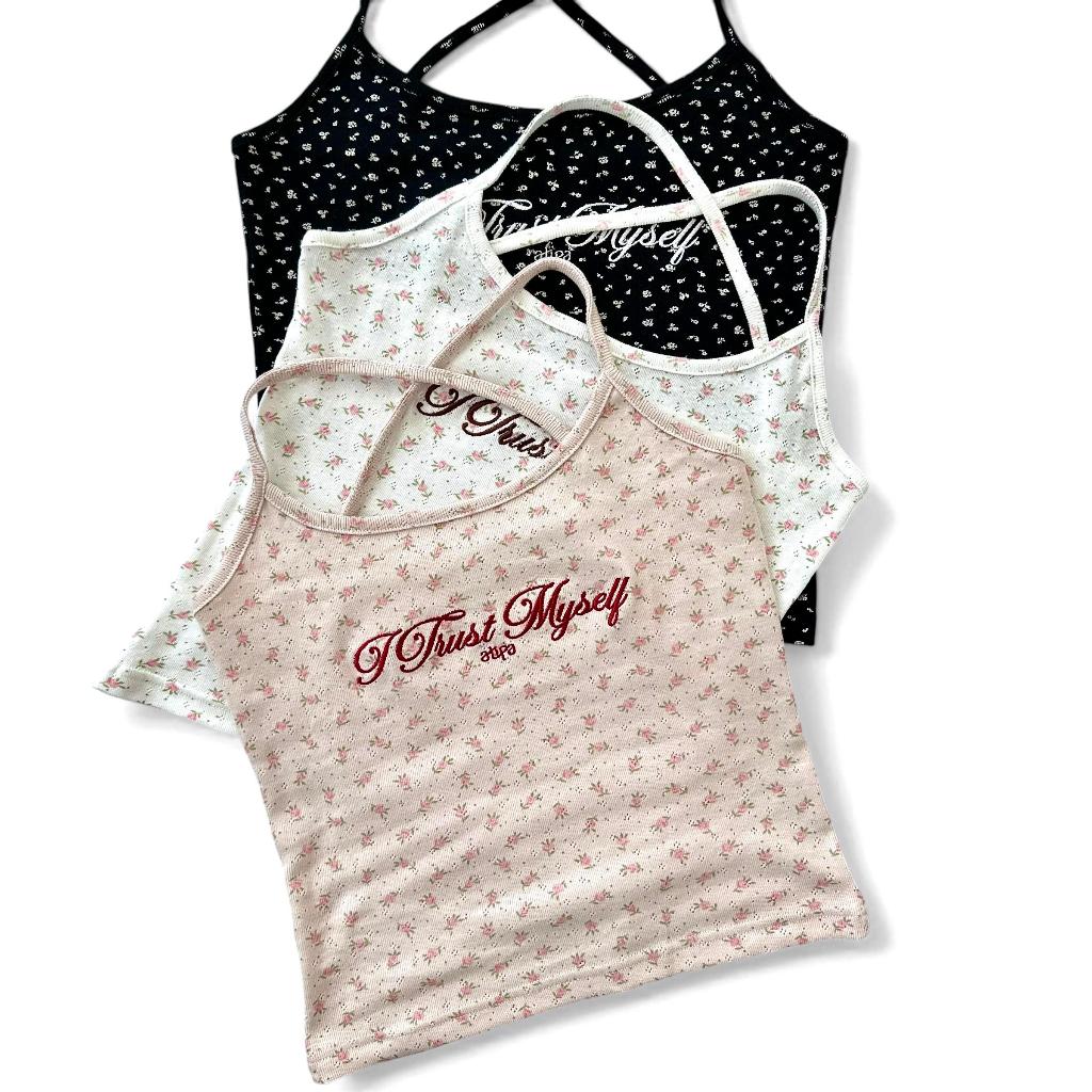 Atipashop - Trust Myself Cami Tank | เสื้อกล้ามสายไขว้ลายดอกไม้มินิมอล