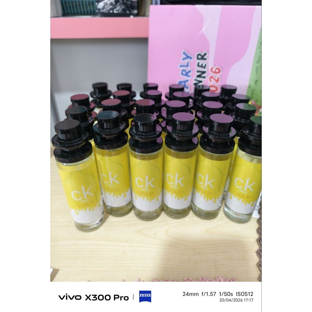 ซีเค โกลด์ ราคาโรงงานขนาด35มล กลิ่นยอดฮิตขายดีหอมติดทนนาน 8-12ชม มีราคาส่ง 
มีของแถมทุกออเดอร์

