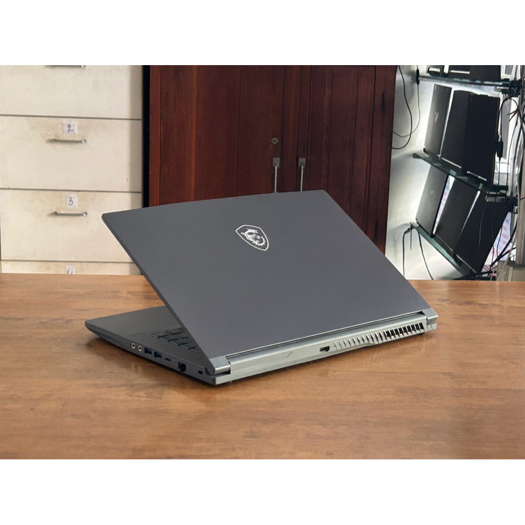 MSI Thin 15 B13VE-2638TH Gaming i7-13620H RTX4050 Ram16GB